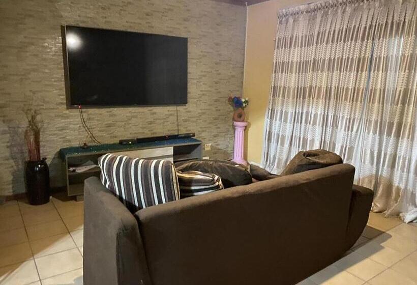 פנסיון Eliza Guest House