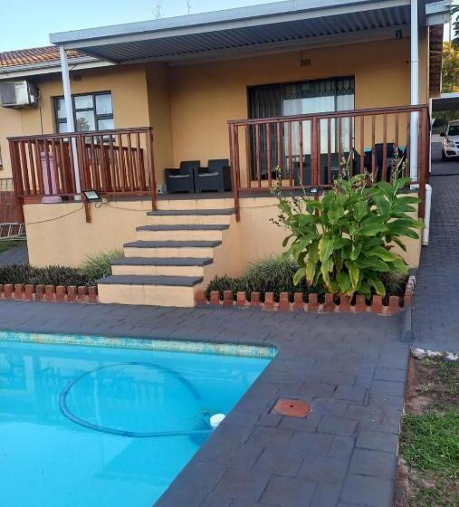 פנסיון Eliza Guest House