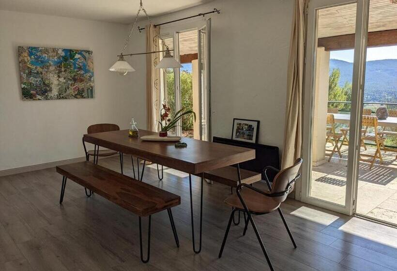 Пансион Provençal House Between Sea And Vineyards