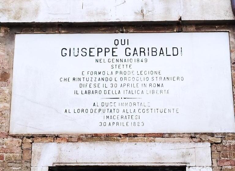 پانسیون Garibaldi Guest House