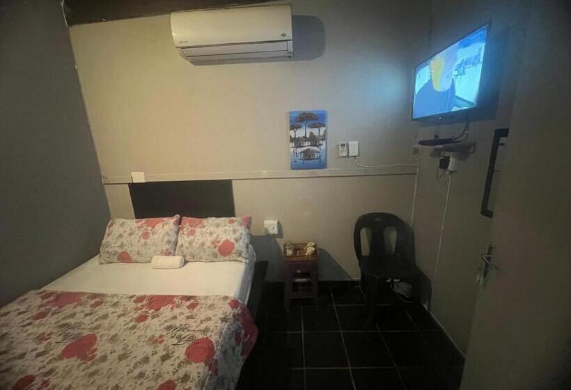 膳宿费 Happy Time Guest Houses