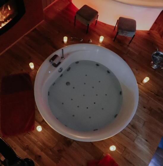 پانسیون L Eden   Suite Privative Avec Jacuzzi Et Sauna