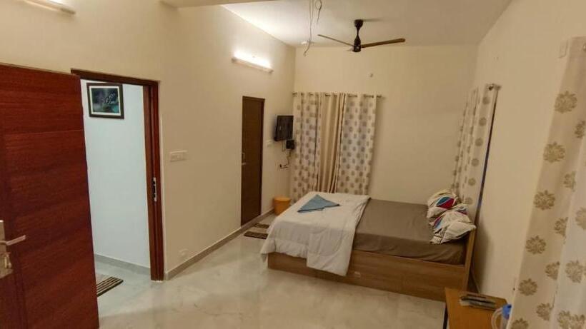 פנסיון Prs Creek Side Home Stay Villa