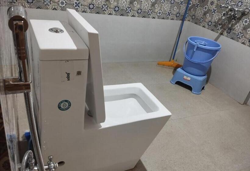 膳宿费 Tirthan View Homestay