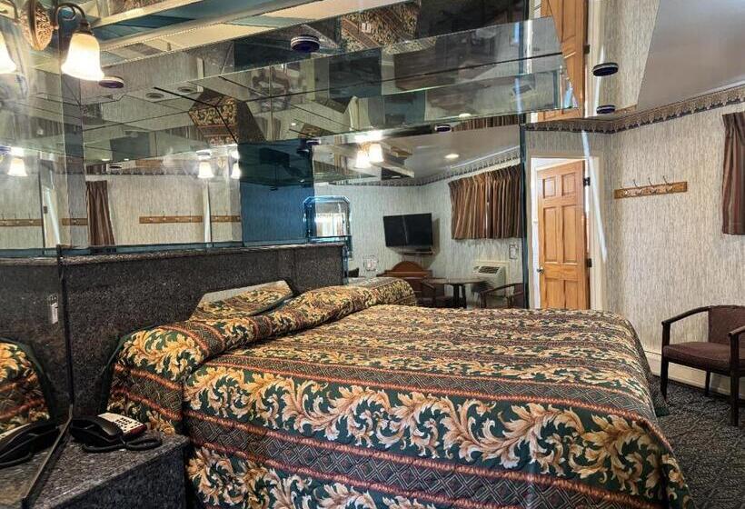 Royal Motel