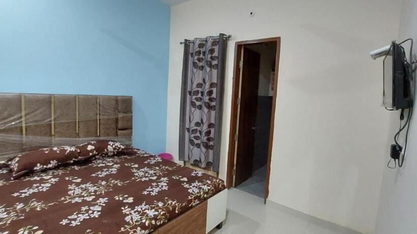 Hotel O Sirsa Hotel & Guest House