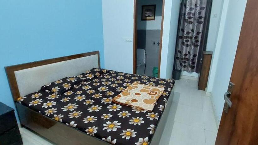 Hotel O Sirsa Hotel & Guest House