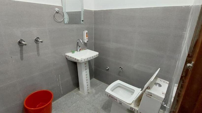 Hotel O Sirsa Hotel & Guest House