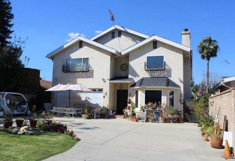 Z S Bed And Breakfast