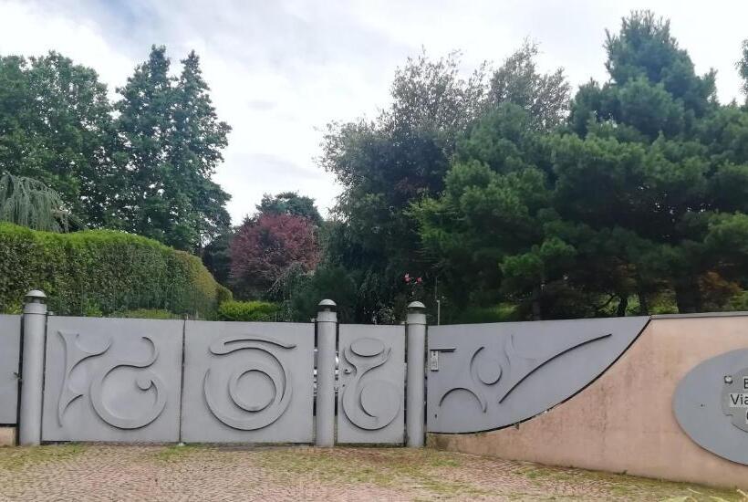 تختخواب و صبحانه Camera Viadelgolf 41