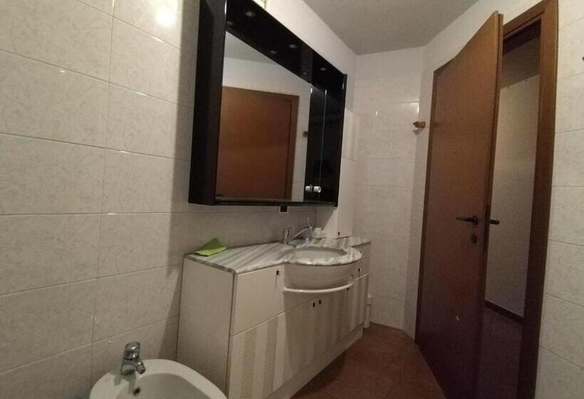 تختخواب و صبحانه Camera Viadelgolf 41