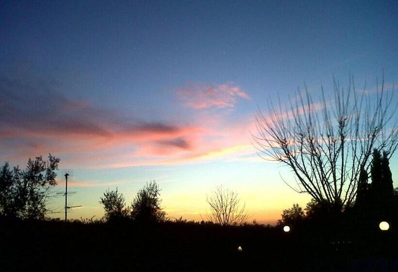 مبيت وإفطار Agriturismo Poggio Del Drago