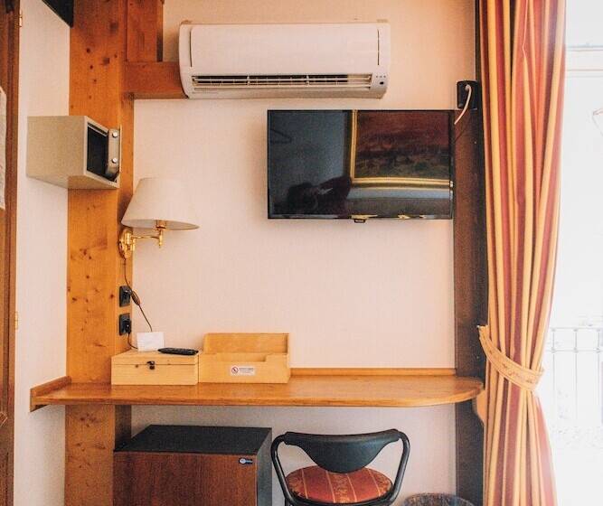 민박 Arciduca Charming House Room & Breakfast