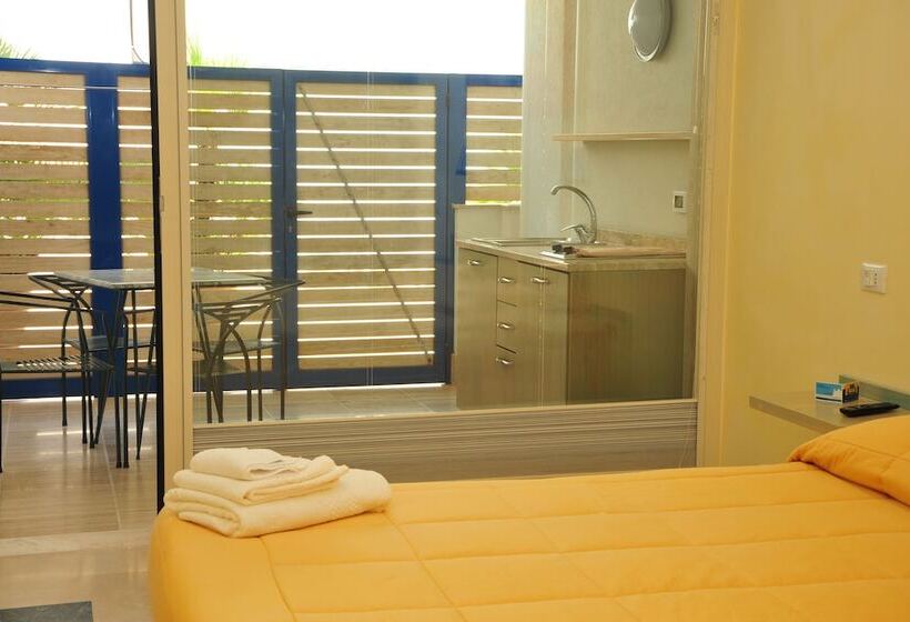 민박 Cala Dei Normanni Camere Sul Lungomare