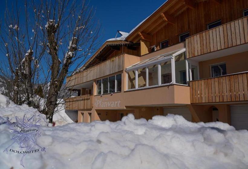 Aamiaismajoitus (B&B) Chalet Planvart