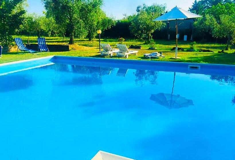 تختخواب و صبحانه Maremma Nel Tufo