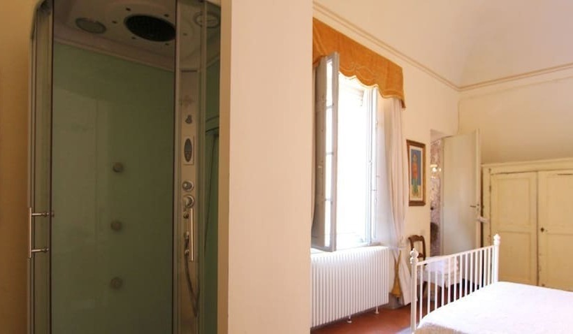 تختخواب و صبحانه Dimora Nobiliare