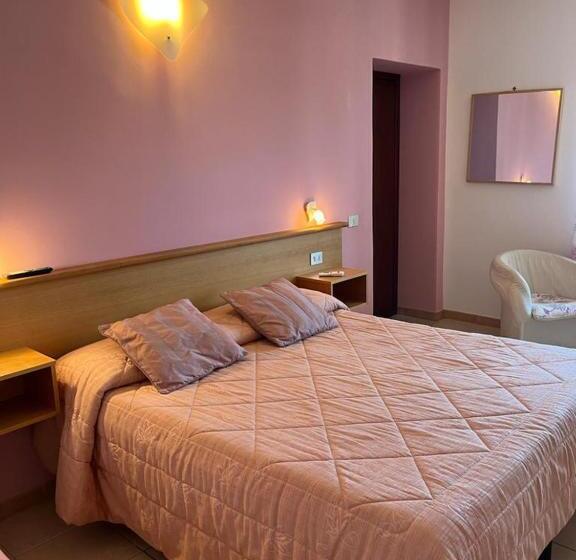 住宿加早餐  I Lecci Guesthouse