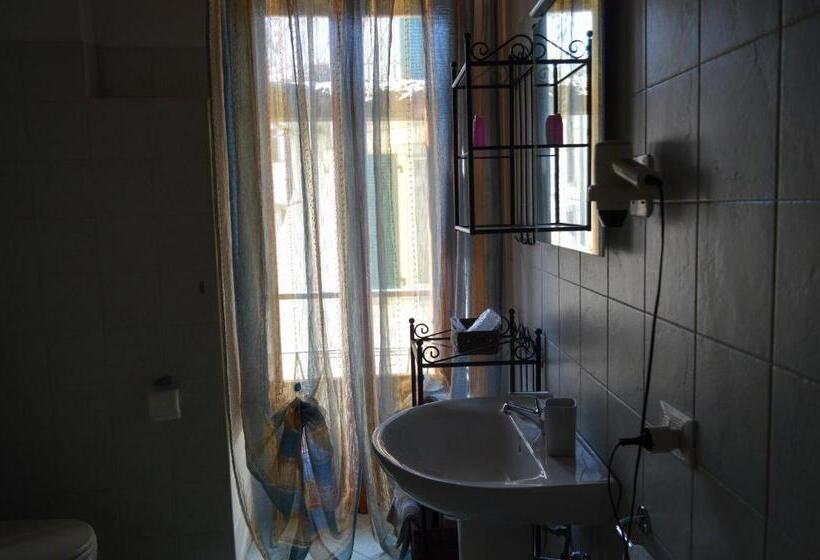 ベッドアンドブレックファースト La Contrada