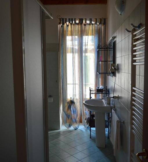 ベッドアンドブレックファースト La Contrada