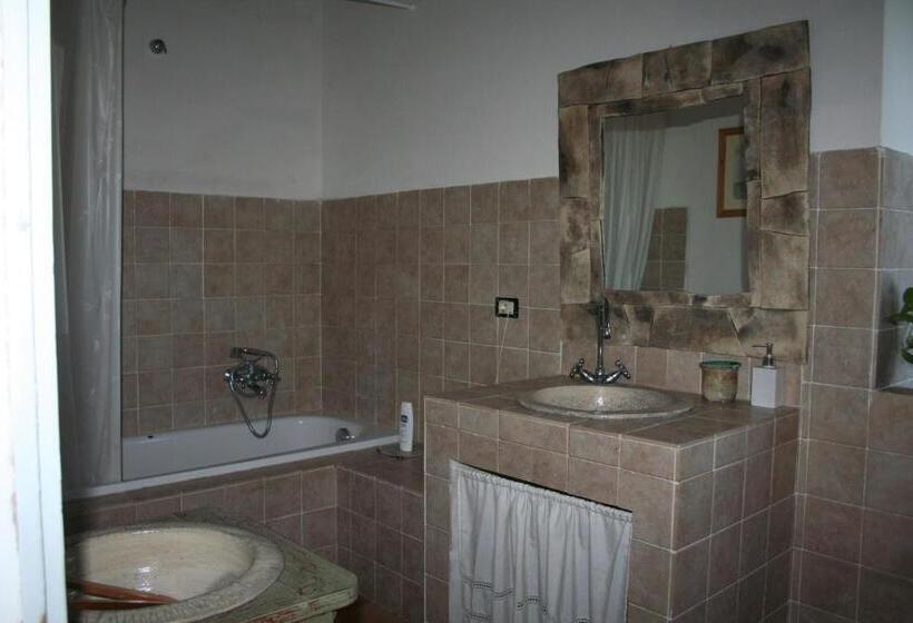 צימר La Fratta Art  House