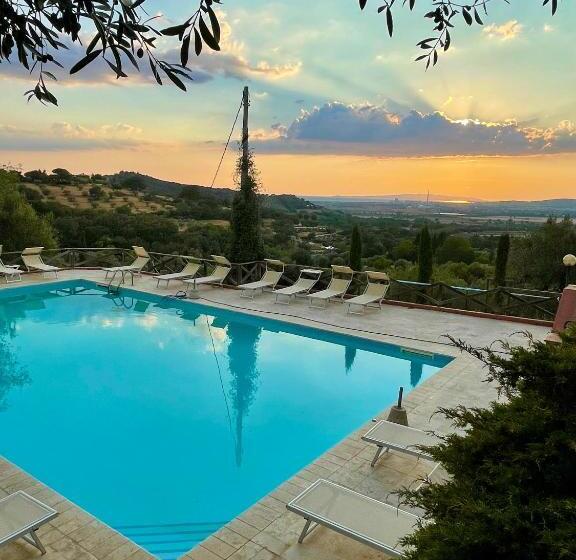 مبيت وإفطار Madonna del Poggio