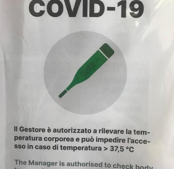 住宿加早餐  Messapia