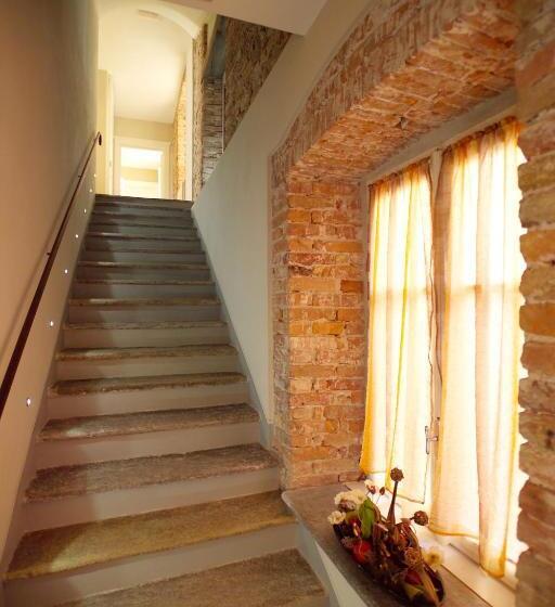 Bed and Breakfast Rocche Costamagna Art Suites