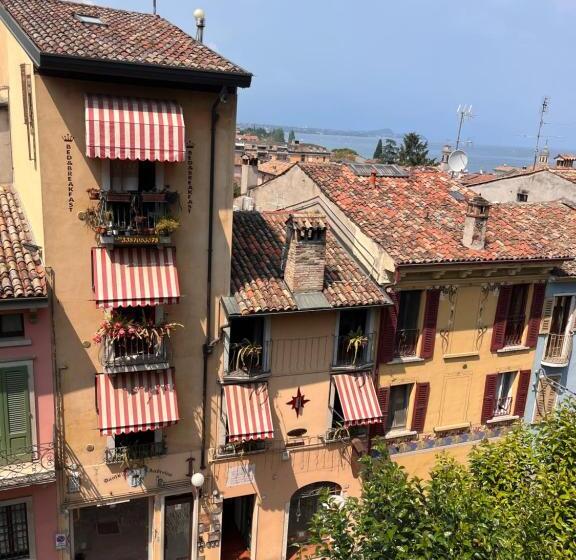 Bed and Breakfast The Tower Of The Old King