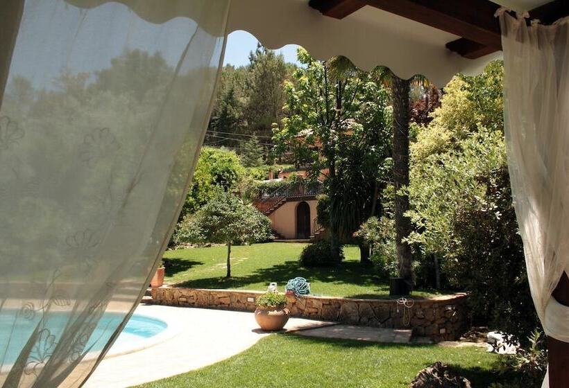 ベッドアンドブレックファースト Villa Clementine