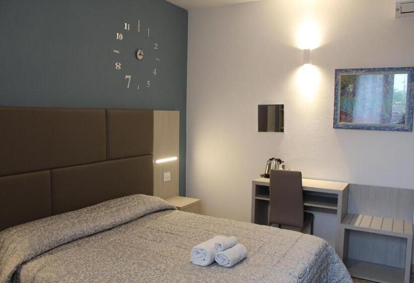 مبيت وإفطار Villa Elisa