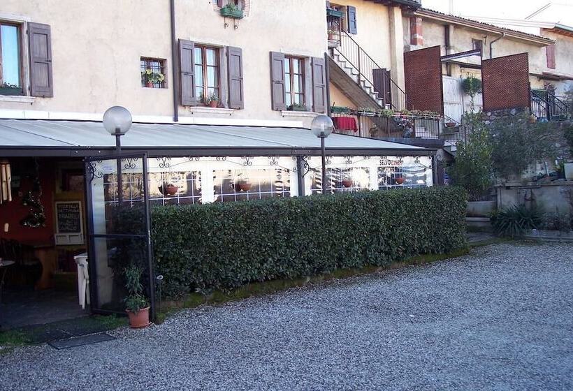 Отель Al Caminetto