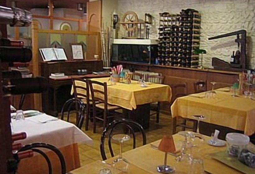 Отель Al Caminetto