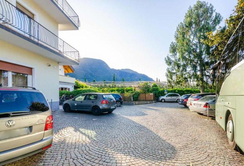 فندق Albergo Alla Torre Siegler Im Thurm