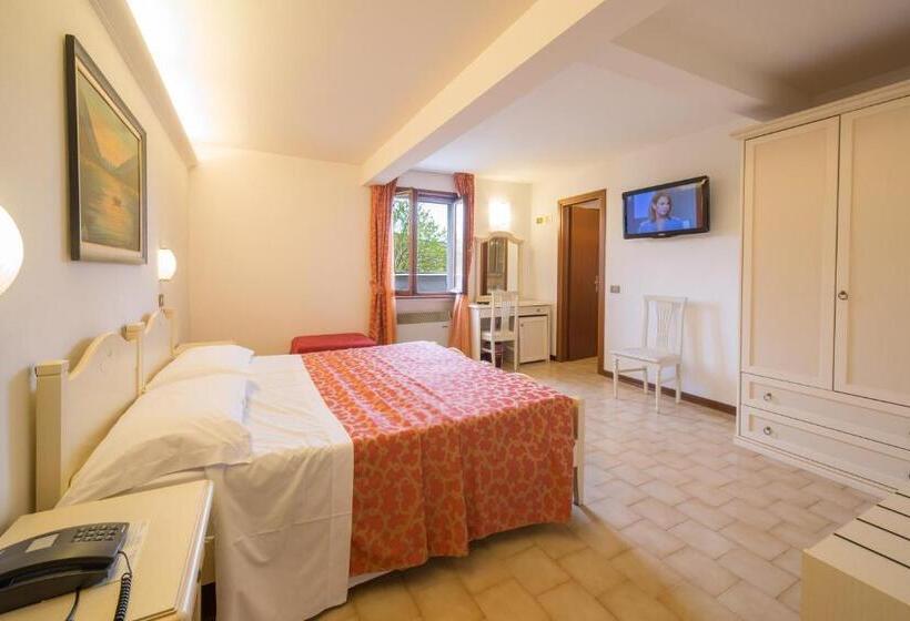 בית מלון כפרי Albergo Carancini