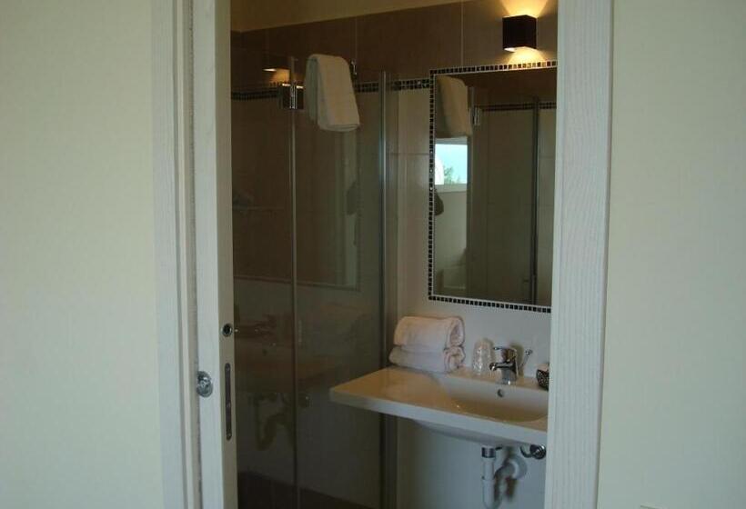 Отель Albergo Cristina