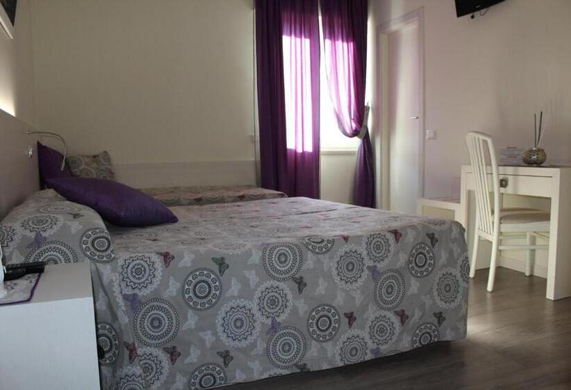 Отель Albergo Cristina