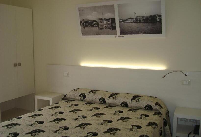 Отель Albergo Cristina