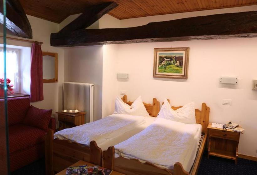 בית מלון כפרי Albergo Due Spade