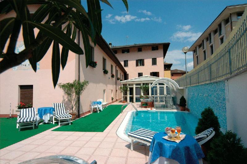 בית מלון כפרי Albergo Due Spade