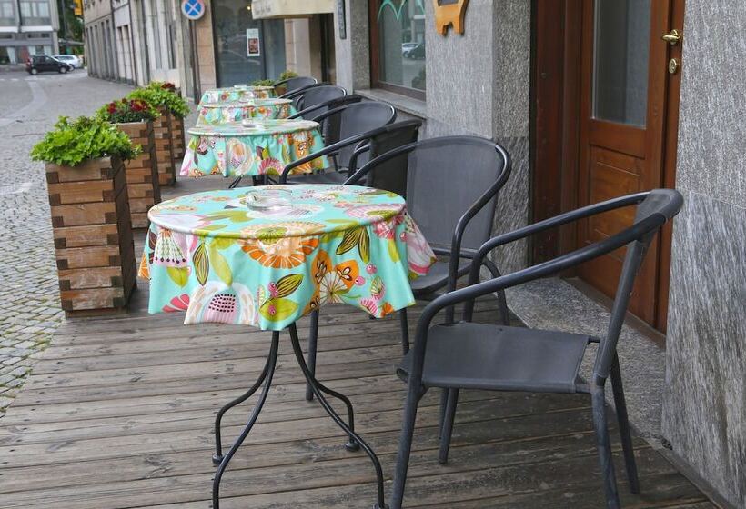 هتل Albergo Gusmeroli