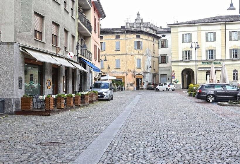 هتل Albergo Gusmeroli