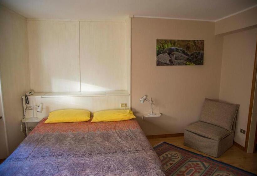 בית מלון כפרי Albergo K2