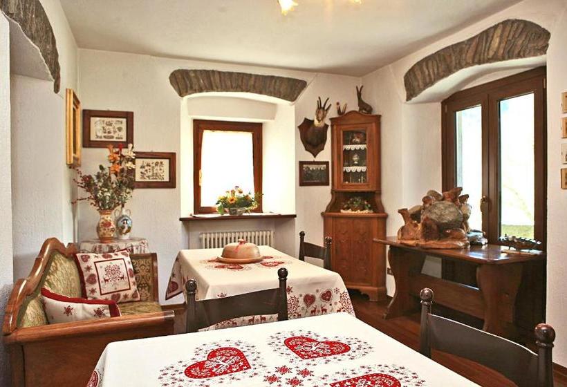 בית מלון כפרי Albergo Le Marmotte