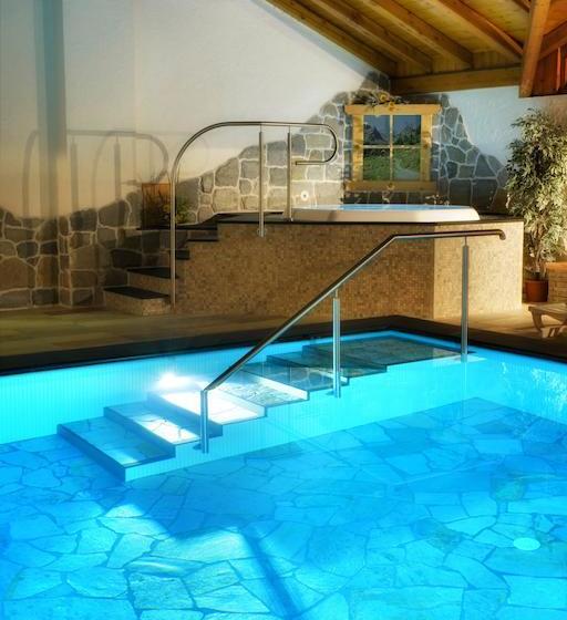 בית מלון כפרי Albergo Miramonti