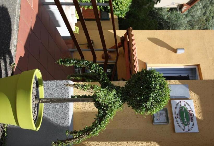 호텔 Albergo Rossella