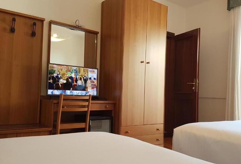 בית מלון כפרי Alla Dolina