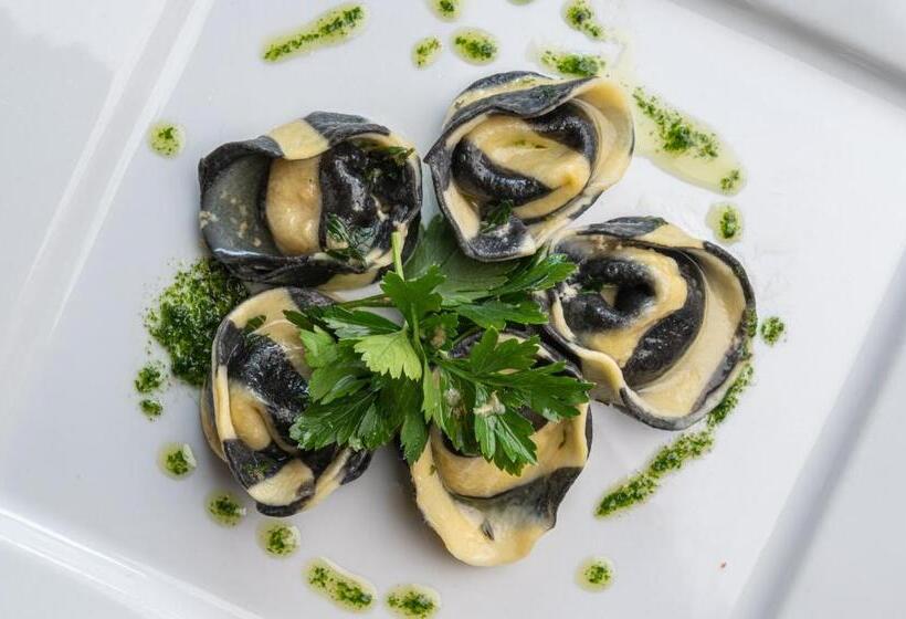 בית מלון כפרי Arcangelo 3 Stelle Superior