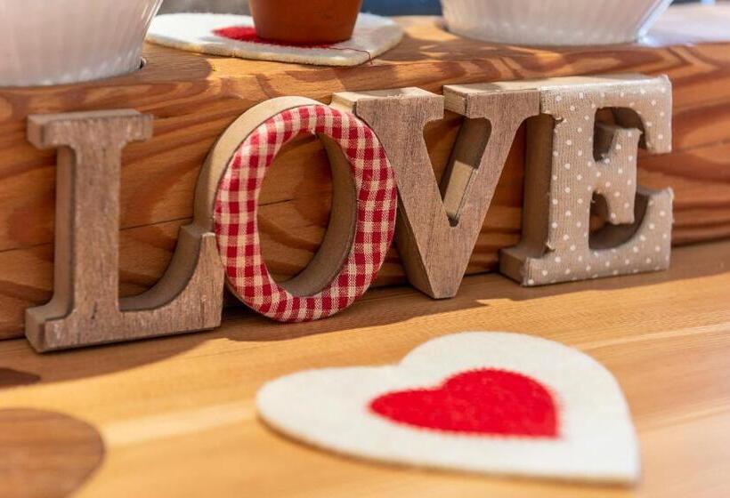 בית מלון כפרי Arcangelo 3 Stelle Superior