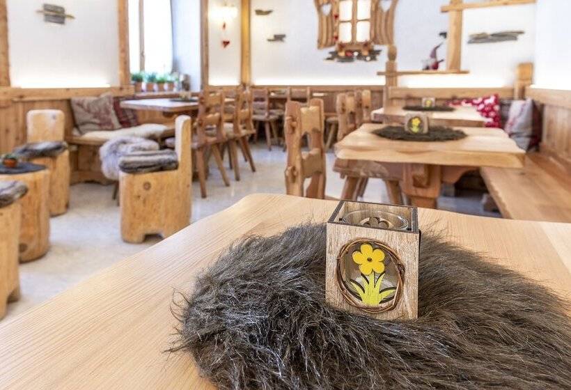 בית מלון כפרי Arcangelo 3 Stelle Superior